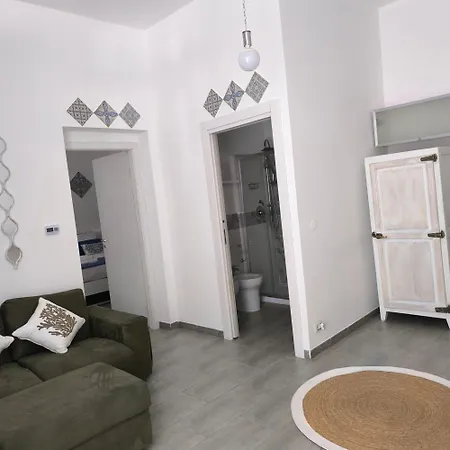 Naima House * Palermo