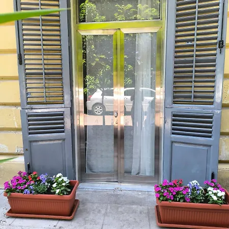 Naima House * Palermo