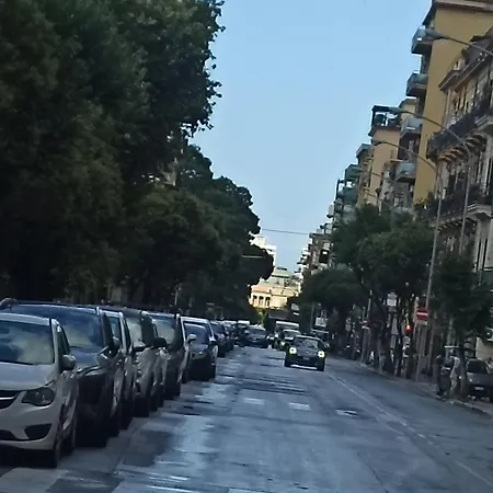 Naima House Appartamento